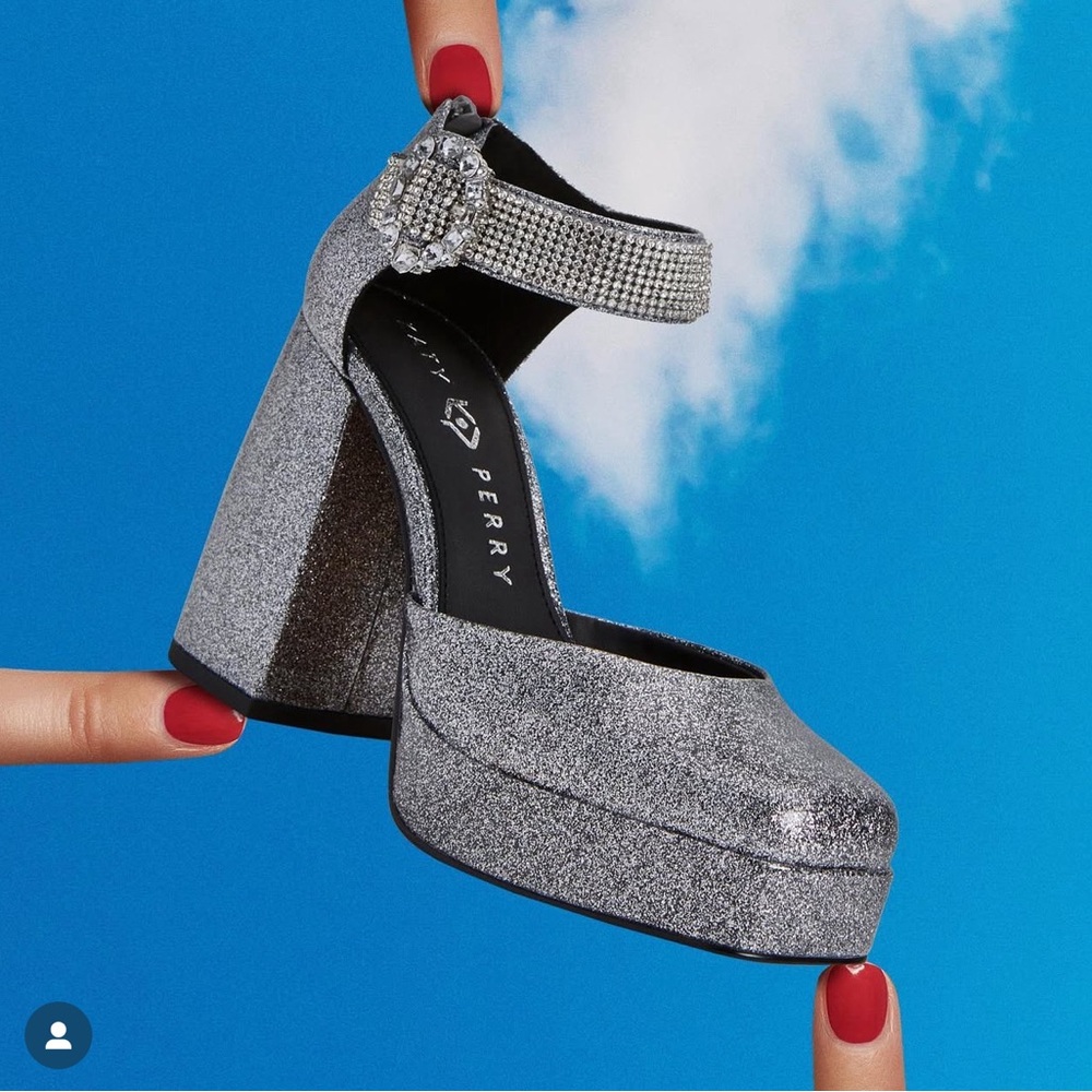 Katy Perry size 11 silver glitter The Uplift Buckle and Back Zip Platform Pumps - Picture 1 of 10